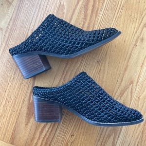 Intentionally Blank Leather Caged block heeled mules Sz 8